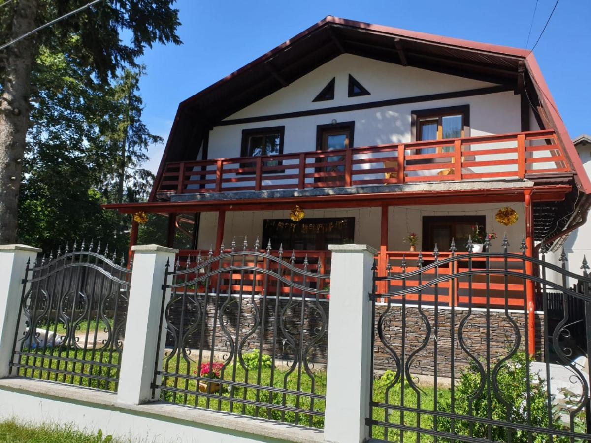 Casa Alexa Villa Sinaia Buitenkant foto