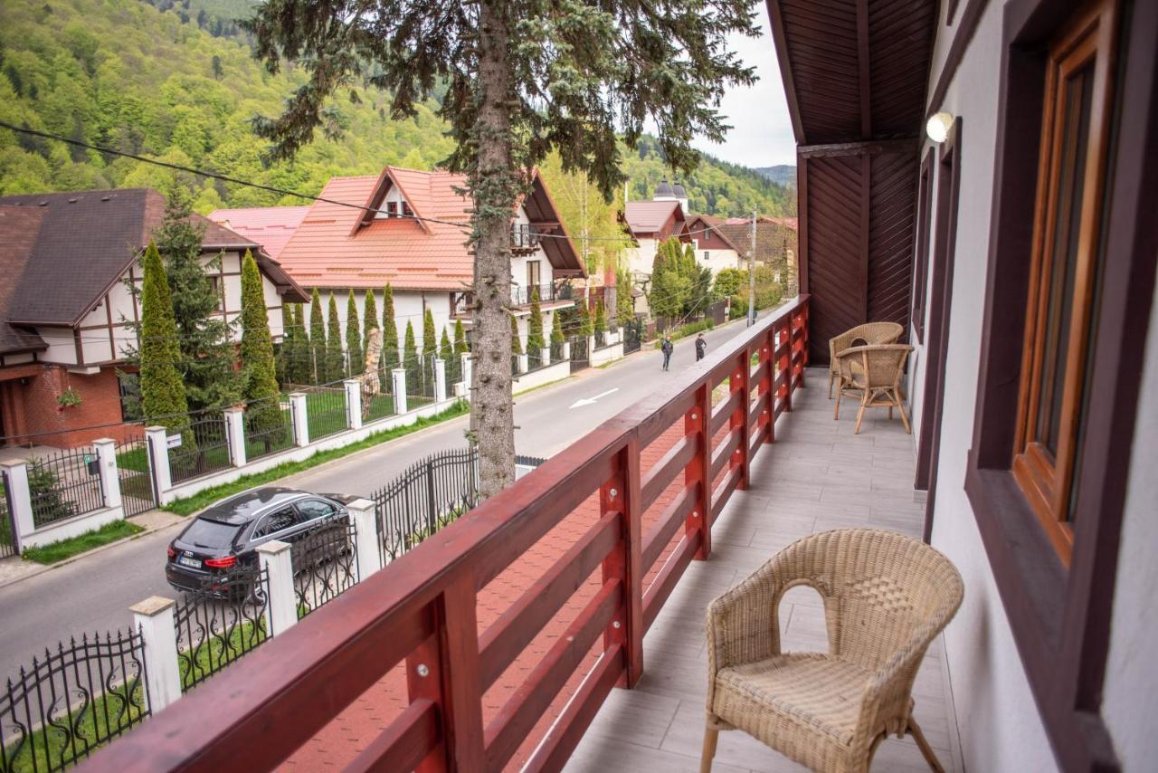 Casa Alexa Villa Sinaia Buitenkant foto